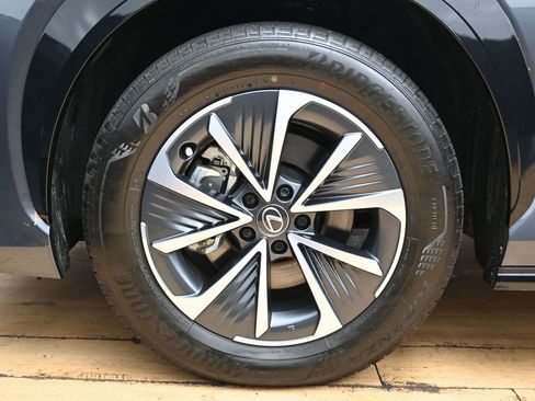 Used 2023 Lexus RZ 450e Premium w/ Accessory Package (Z1) image 11