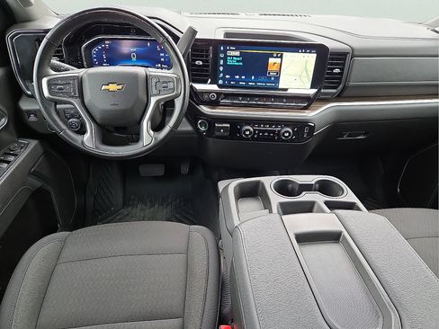 Used 2025 Chevrolet Silverado 2500 LT AWD/4WD image 11