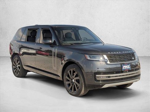 Used 2024 Land Rover Range Rover Long Wheelbase SE image 3