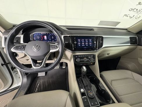 Used 2021 Volkswagen Atlas SEL Premium AWD/4WD image 5