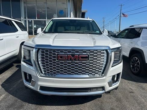 Certified 2024 GMC Yukon Denali w/ Advanced Technology Package AWD/4WD image 3