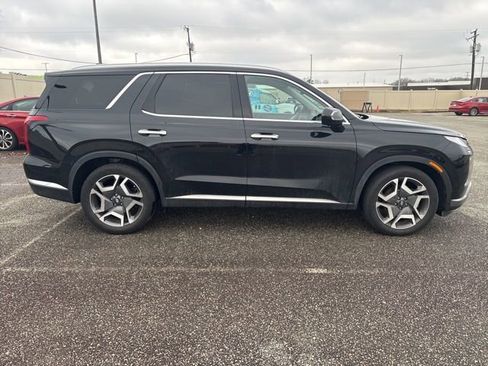 Used 2023 Hyundai Palisade Limited w/ Cargo Package image 2