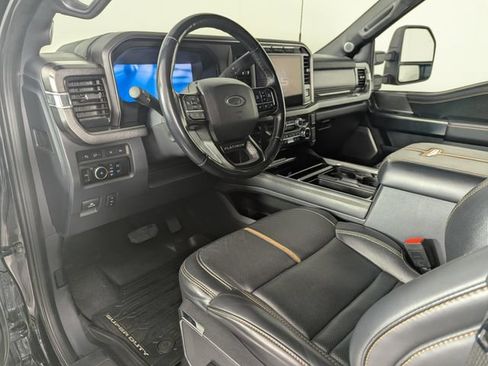 Used 2023 Ford F350 Platinum AWD/4WD image 17