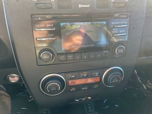 Used 2015 Nissan Leaf S w/ Charge Package image 23