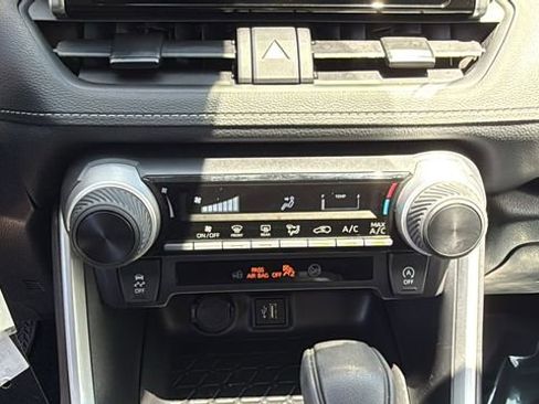 Certified 2025 Toyota RAV4 LE FWD image 25