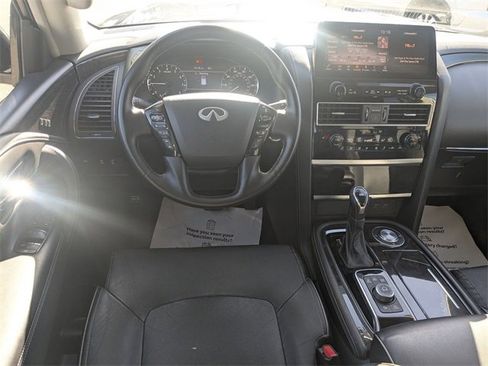 Used 2024 INFINITI QX80 Luxe image 31