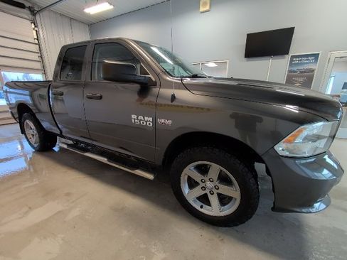 Used 2015 RAM 1500 Express image 8