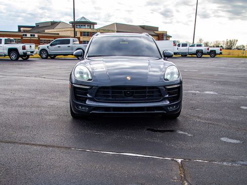 Used 2018 Porsche Macan GTS image 2