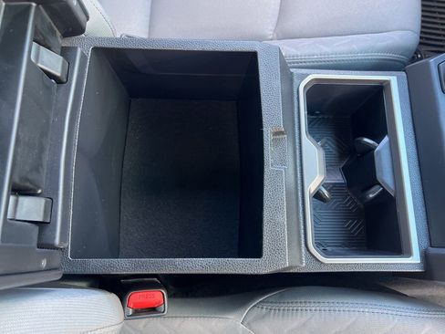 Used 2025 Toyota Tacoma SR5 image 23