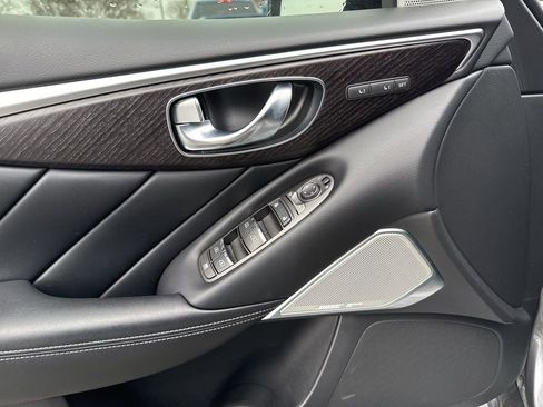 Used 2023 INFINITI Q50 Sensory image 10