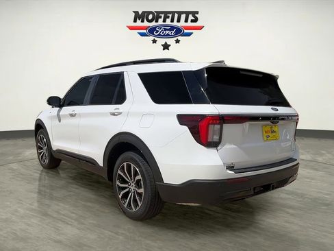 New 2026 Ford Explorer ST-Line AWD/4WD image 3