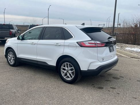 Used 2024 Ford Edge SEL AWD/4WD image 4