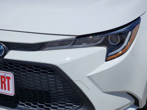 Used 2022 Toyota Corolla LE FWD image 8