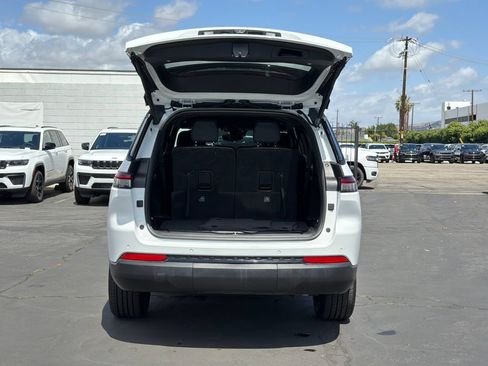 Used 2023 Jeep Grand Cherokee L Laredo AWD/4WD image 23