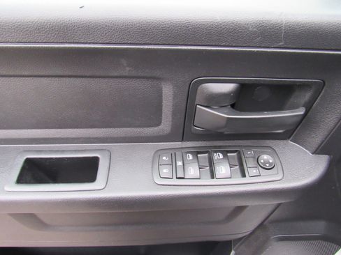 Used 2015 RAM 1500 Express image 13