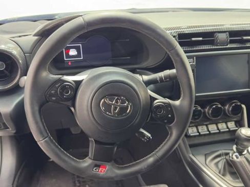 Used 2024 Toyota GR86 RWD image 19