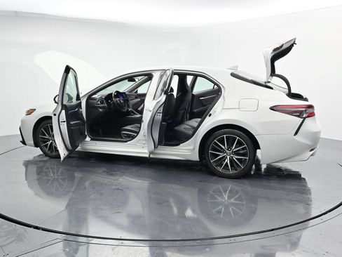 Used 2023 Toyota Camry SE FWD image 46