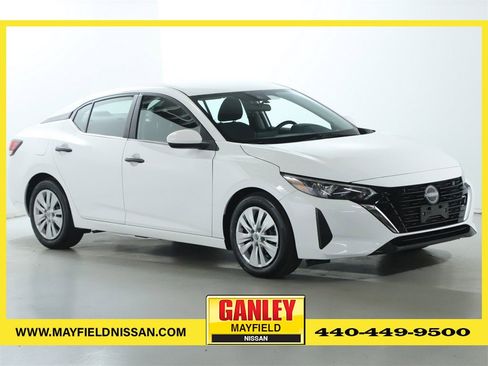 Used 2024 Nissan Sentra S image 1