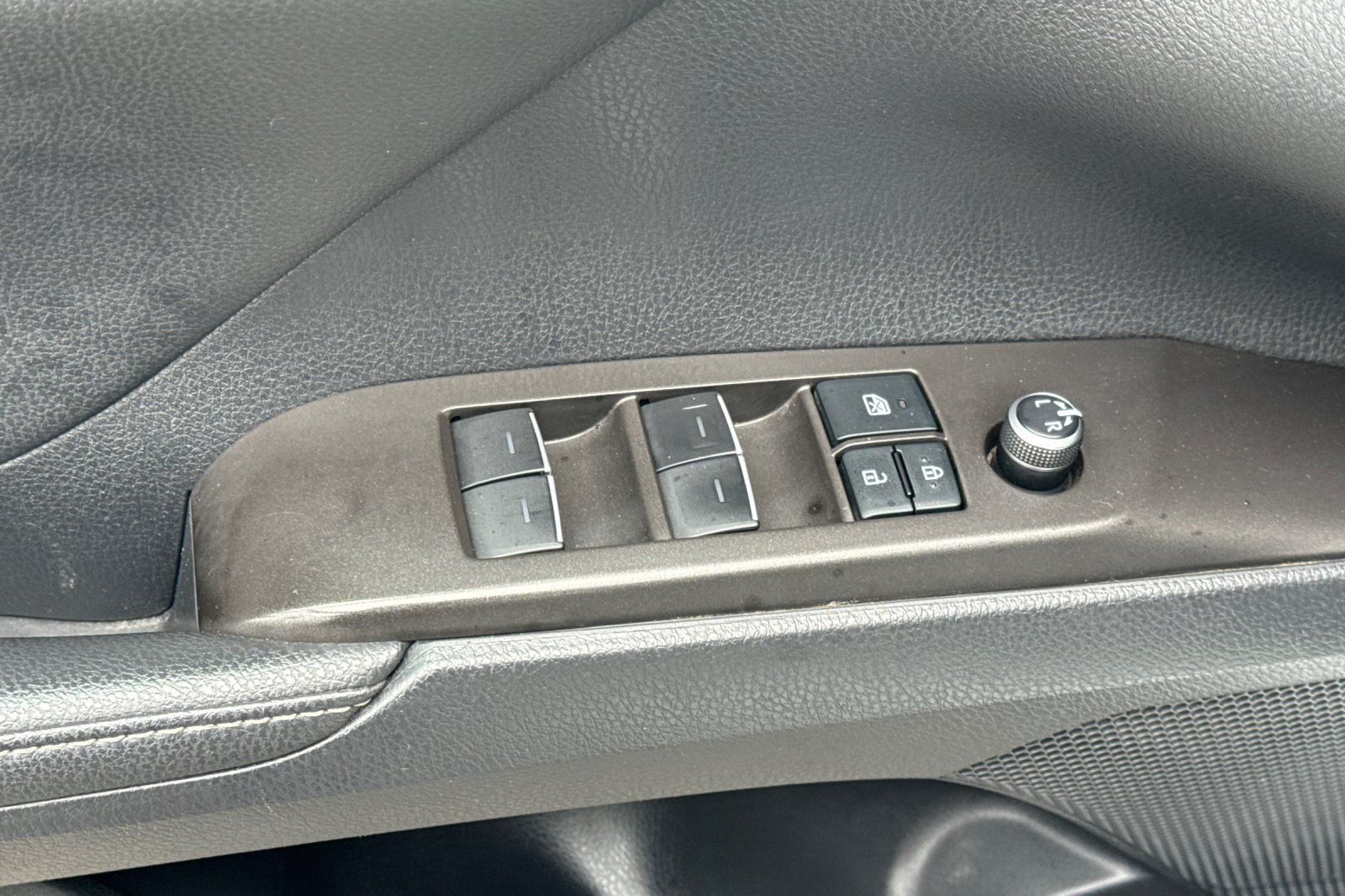 Certified 2022 Toyota Camry XSE FWD image 15