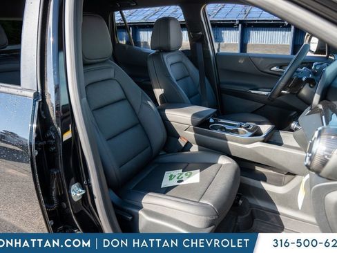 New 2026 Chevrolet Equinox LT w/ Convenience Package II FWD image 25