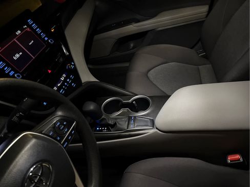 Used 2024 Toyota Camry LE image 44