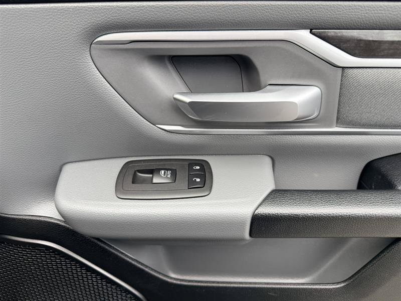 Used 2020 RAM 1500 Big Horn AWD/4WD image 15