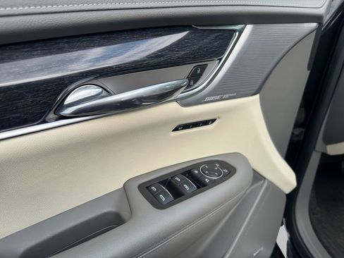 Used 2021 Cadillac XT6 Premium Luxury AWD/4WD image 14