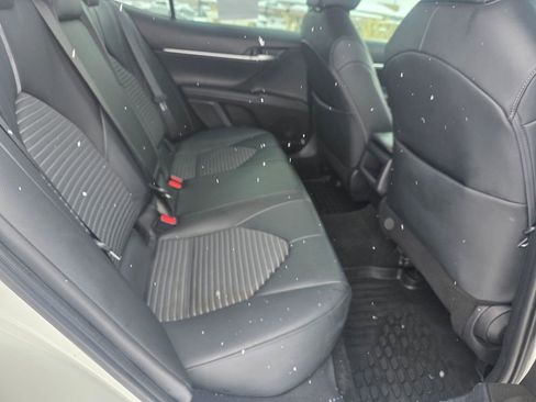 Used 2022 Toyota Camry SE image 29