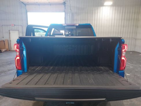 Used 2024 Chevrolet Silverado 1500 LT Trail Boss w/ LT Trail Boss Premium Package AWD/4WD image 12