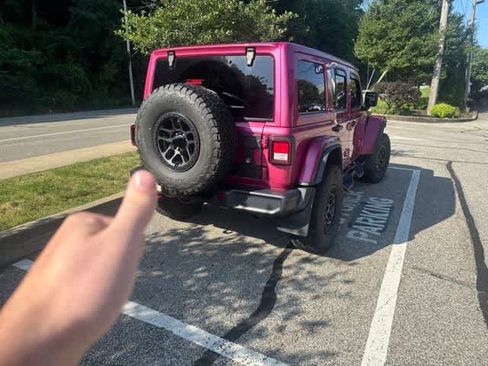 Used 2021 Jeep Wrangler Unlimited Rubicon w/ Xtreme Recon 35" Tire Package AWD/4WD image 7