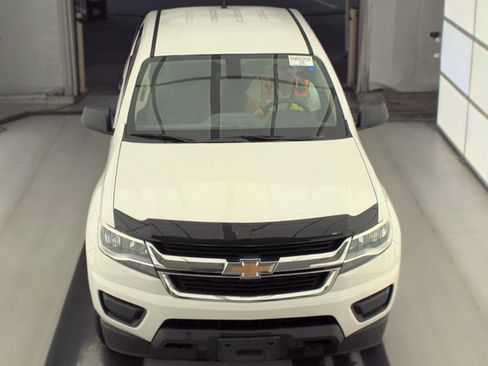 Used 2020 Chevrolet Colorado W/T w/ WT Convenience Package AWD/4WD image 2