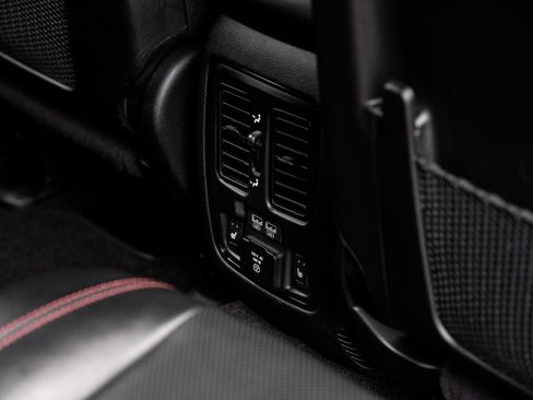 Used 2021 Dodge Durango R/T w/ Blacktop Package image 47