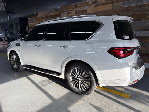 Used 2018 INFINITI QX80 2WD w/ Deluxe Technology Package image 6