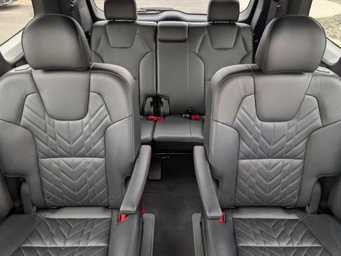 Used 2023 Kia Telluride EX X-Line AWD/4WD image 13