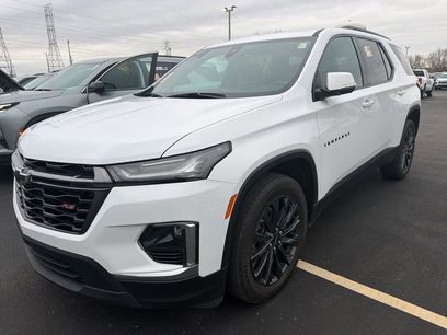 Used 2023 Chevrolet Traverse RS