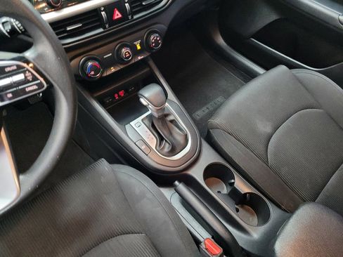 Used 2020 Kia Forte LXS FWD image 26