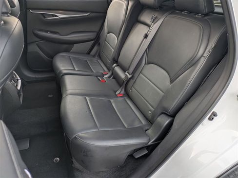 Used 2024 INFINITI QX50 Luxe image 26