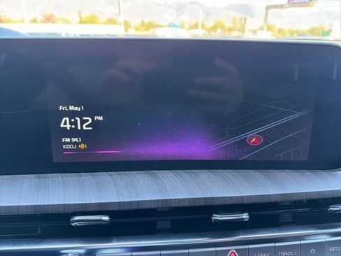 Certified 2024 Kia Telluride SX Prestige AWD/4WD image 12