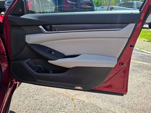 Used 2021 Honda Accord EX-L image 8