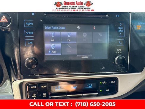Used 2019 Toyota Corolla LE FWD image 37