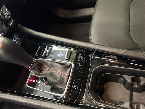 Used 2022 Jeep Compass Trailhawk w/ Sun and Sound Group image 32