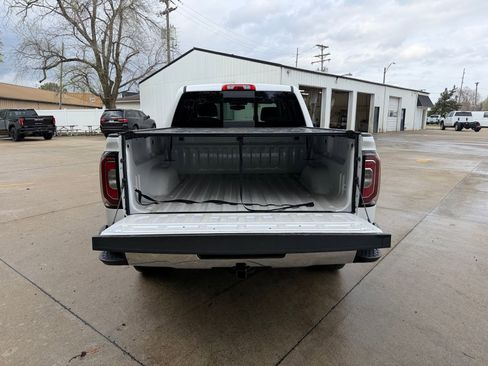 Used 2017 GMC Sierra 1500 SLT w/ SLT Premium Package image 30