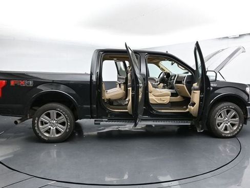 Used 2020 Ford F150 Lariat image 31