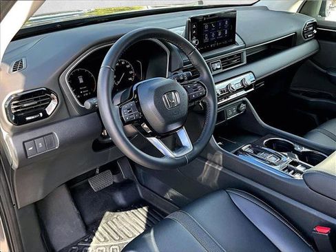 Used 2023 Honda Pilot EX-L image 14