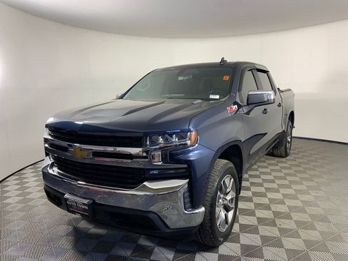 Used 2021 Chevrolet Silverado 1500 LT w/ Z71 Off-Road Package AWD/4WD image 5