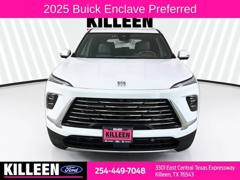 Used 2025 Buick Enclave Preferred AWD/4WD image 2