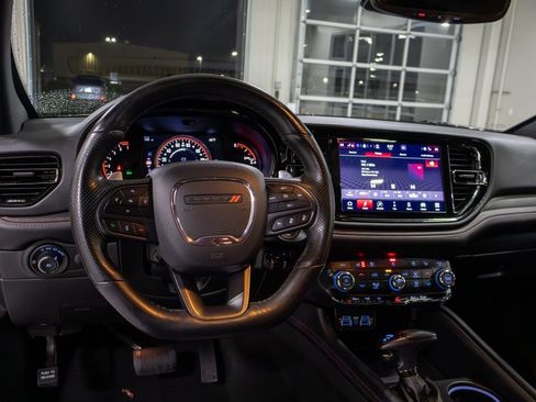 Used 2023 Dodge Durango GT image 16