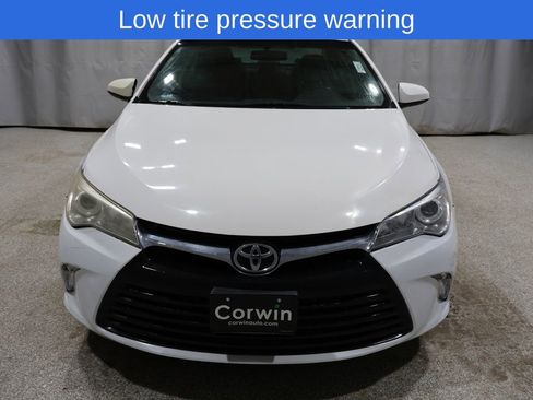 Used 2017 Toyota Camry LE image 7