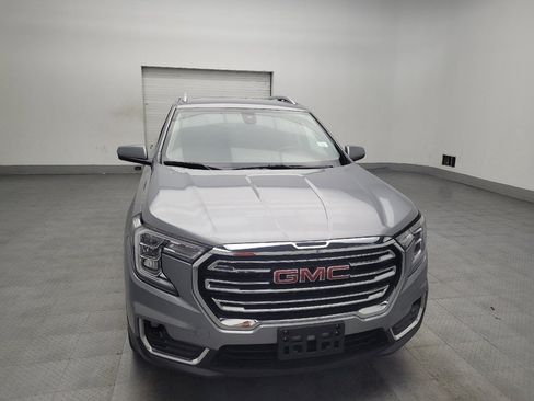 Used 2023 GMC Terrain SLT image 14