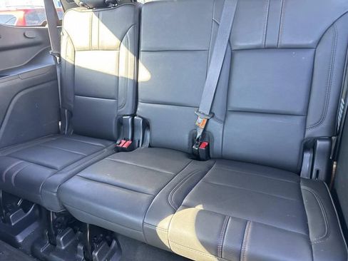 Used 2022 Chevrolet Tahoe RST w/ Sport Performance Package image 10